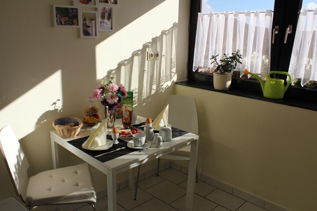 Ferienwohnung Sonnenuhr باشاراش المظهر الخارجي الصورة