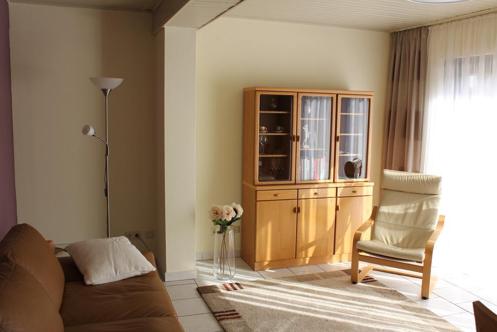 Ferienwohnung Sonnenuhr باشاراش المظهر الخارجي الصورة